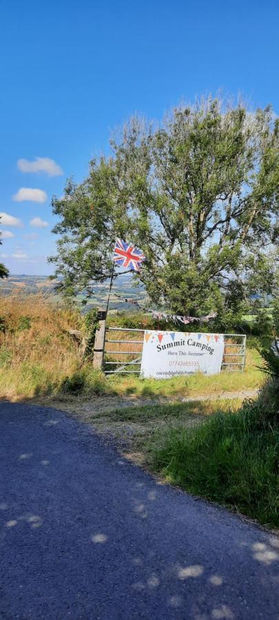 Summit Camping Kit Hill Cornwall Panoramic Views Grass Pitch From 15Pn Or Bella Bell Tent 75Pn Callington Экстерьер фото