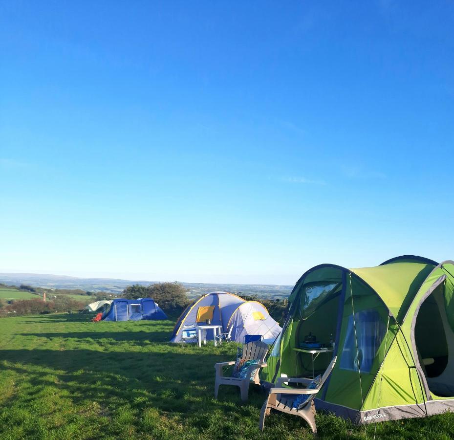 Summit Camping Kit Hill Cornwall Panoramic Views Grass Pitch From 15Pn Or Bella Bell Tent 75Pn Callington Экстерьер фото