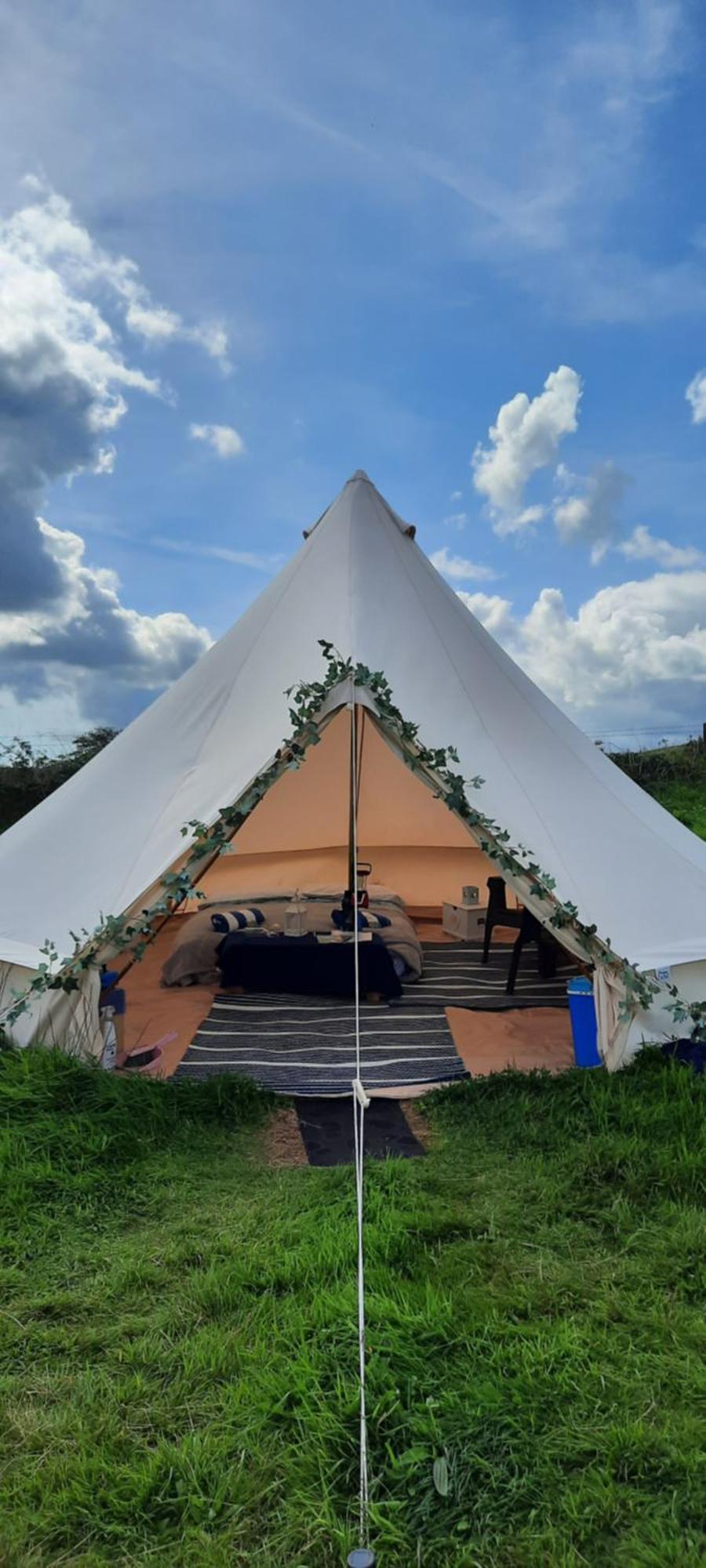 Summit Camping Kit Hill Cornwall Panoramic Views Grass Pitch From 15Pn Or Bella Bell Tent 75Pn Callington Экстерьер фото
