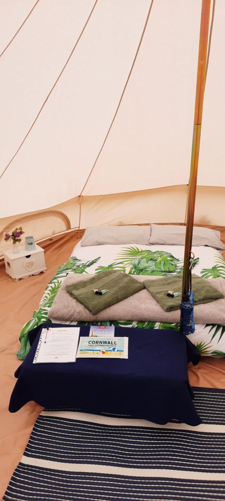 Summit Camping Kit Hill Cornwall Panoramic Views Grass Pitch From 15Pn Or Bella Bell Tent 75Pn Callington Экстерьер фото